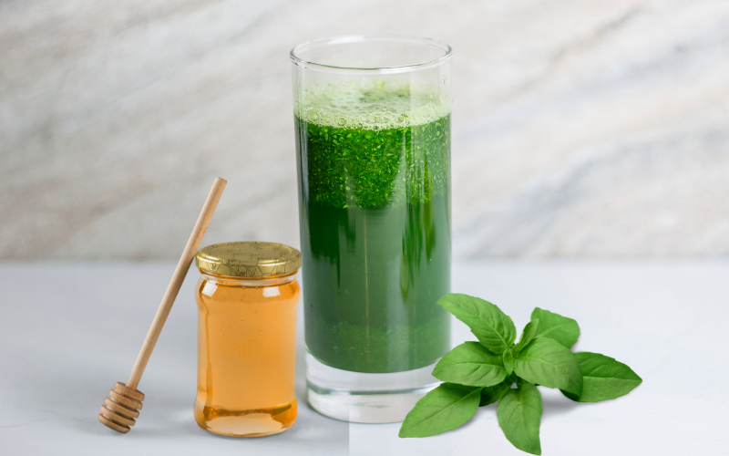 Rau húng quế và mật ong giúp kháng khuẩn và cải thiện trình trạng tiểu tiện nhiều lần do viêm nhiễm tiết niệu